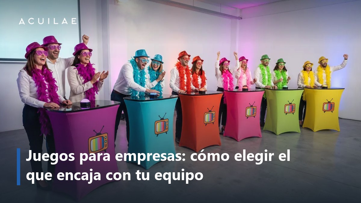 Juegos para empresas: equipos con sombreros de colores en el plató del Furor para empresas